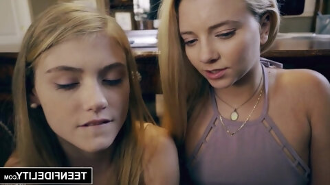 TEENFIDELITY Hannah Hays and Riley Star are Double Trouble