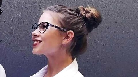 Bindi Irwin office nerd