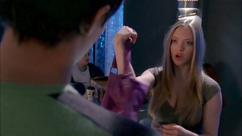 Amanda Seyfried - ''Wildfire'' s2