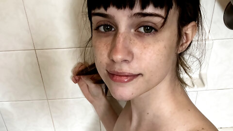 Am I still cute without makeup? ?