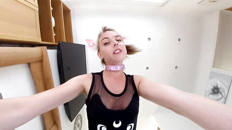 Chloe Toy - Facesitting Anal Kitty