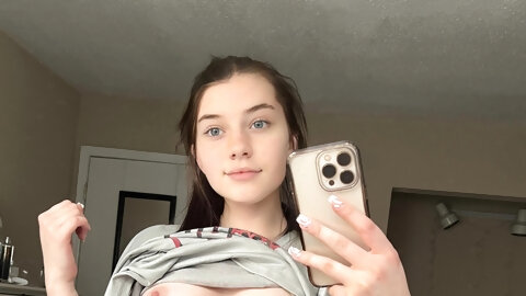 Still cute without much makeup?